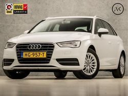 Wit Gebruikt 2015 Audi A3 Sportback Sport Hatchback | € 13.945 (Super prijs)