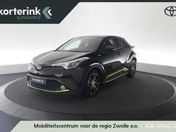 Zwart, metallic lak Gebruikt 2017 Toyota C-HR Plus SUV | € 17.950 (Eerlijke prijs)