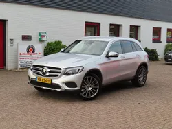 Grijs Gebruikt 2017 Mercedes GLC250 Prestige SUV | € 28.950 (Eerlijke prijs)