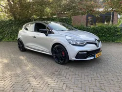 Grijs Gebruikt 2014 Renault Clio R.S. R.S. Hatchback | € 11.750 (Eerlijke prijs)