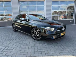 Zwart Gebruikt 2019 Mercedes A250 AMG Hatchback | € 26.795 (Super prijs)