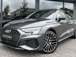 Grijs, metallic lak Gebruikt 2021 Audi A3 Sportback e-tron S-Line Sedan | € 28.949 (Duur)