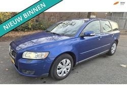 Blauw (metallic) Gebruikt 2008 Volvo V50 Stationwagen | € 1.799 (Eerlijke prijs)