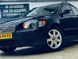 Zwart Gebruikt 2004 Volvo V50 Kinetic Stationwagen | € 1.499 (Goede deal)