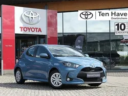 Blauw Gebruikt 2020 Toyota Yaris Active Hatchback | € 17.900 (Eerlijke prijs)