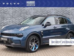 Blauw, metallic lak Gebruikt 2022 Lynk & Co 01 SUV | € 25.899 (Eerlijke prijs)