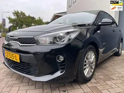 Zwart, metallic lak Gebruikt 2018 Kia Rio Hatchback | € 11.450 (Goede deal)