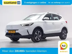 Wit Gebruikt 2022 MG ZS Comfort Sedan | € 18.445 (Eerlijke prijs)