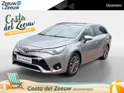 Grijs Gebruikt 2017 Toyota Avensis Executive Stationwagen | € 18.440 (Eerlijke prijs)