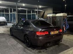 Grijs Gebruikt 2008 BMW 330 Coupé | € 10.499 (Eerlijke prijs)