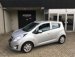 Grijs Gebruikt 2012 Chevrolet Spark LTZ Hatchback | € 2.999 (Eerlijke prijs)