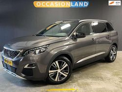 Grijs Gebruikt 2017 Peugeot 5008 GT-line MPV | € 21.950 (Iets duurder)