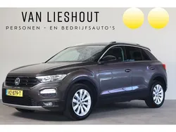 Bruin Gebruikt 2018 VW T-Roc Style SUV | € 18.650 (Iets duurder)