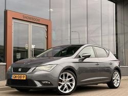 Grijs Gebruikt 2015 Seat Leon CONNECT Hatchback | € 12.950 (Duur)