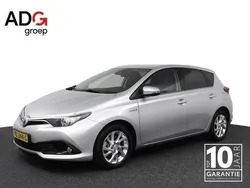 Grijs Gebruikt 2017 Toyota Auris Hatchback | € 18.450 (Eerlijke prijs)