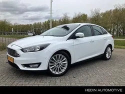 Wit Gebruikt 2017 Ford Focus Titanium Sedan | € 11.995 (Goede deal)
