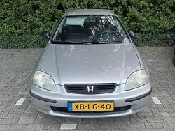 Gebruikt 1998 Honda Civic LS Sedan | € 2.750