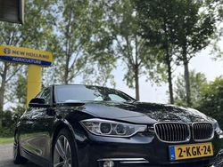 Zwart Gebruikt 2013 BMW 320 Sedan | € 11.900