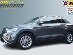 Grijs Gebruikt 2025 VW T-Roc Life SUV | € 36.800 (Eerlijke prijs)