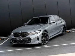 Grijs Gebruikt 2024 BMW 320 M Sport Sedan | € 43.900 (Eerlijke prijs)