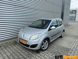 Grijs Gebruikt 2010 Renault Twingo Dynamique Hatchback | € 3.895 (Eerlijke prijs)