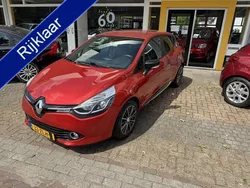 Rood Gebruikt 2013 Renault Clio IV Dynamique Hatchback | € 7.450 (Eerlijke prijs)