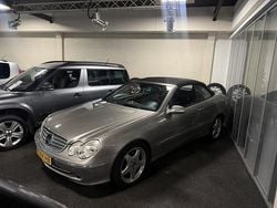 Grijs Gebruikt 2004 Mercedes CLK200 Cabriolet | € 4.499 (Eerlijke prijs)
