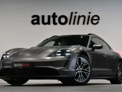 Grijs Gebruikt 2022 Porsche Taycan Sport Turismo Sedan | € 65.800 (Eerlijke prijs)