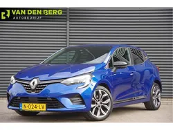 Blauw Gebruikt 2021 Renault Clio V Initiale Paris Hatchback | € 19.950 (Eerlijke prijs)