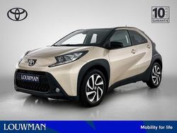 Goud Gebruikt 2024 Toyota Aygo X Pulse SUV | € 18.950