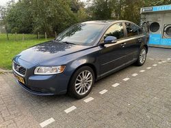 Blauw Gebruikt 2010 Volvo S40 Sedan | € 5.899 (Eerlijke prijs)