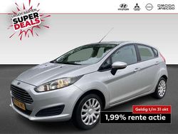 Grijs, metallic lak Gebruikt 2014 Ford Fiesta Style Hatchback | € 5.930 (Eerlijke prijs)