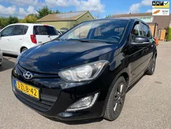 Zwart Gebruikt 2015 Hyundai i20 GO! Hatchback | € 3.950 (Eerlijke prijs)