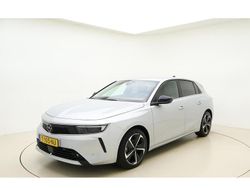 Grijs Gebruikt 2023 Opel Astra GS Line Hatchback | € 24.945 (Eerlijke prijs)