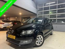 Zwart Gebruikt 2010 VW Polo Hatchback | € 2.899 (Eerlijke prijs)