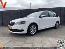 Wit Gebruikt 2017 Skoda Octavia Business Line Stationwagen | € 6.450 (Iets duurder)