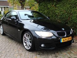 Zwart Gebruikt 2010 BMW 320 Sport Line Coupé | € 7.950 (Duur)