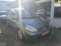 Groen Gebruikt 2006 Renault Scénic II Dynamique MPV | € 1.650 (Iets duurder)