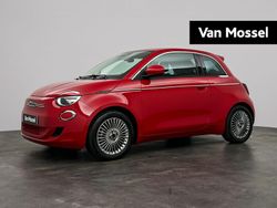 Rood Gebruikt 2025 Fiat 500e Urban Hatchback | € 27.900 (Duur)
