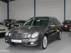 Grijs, metallic lak Gebruikt 2009 Mercedes E350 Elegance Sedan | € 20.900 (Duur)