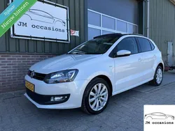 Wit Gebruikt 2013 VW Polo Life Hatchback | € 8.495 (Eerlijke prijs)