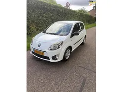 Wit Gebruikt 2010 Renault Twingo Authentique Hatchback | € 2.699 (Eerlijke prijs)