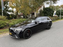Zwart Gebruikt 2022 Mercedes E300 AMG Stationwagen | € 38.500 (Eerlijke prijs)