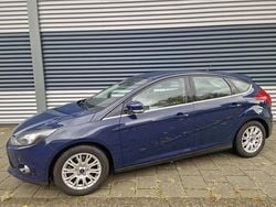 Blauw Gebruikt 2011 Ford Focus Titanium Hatchback | € 5.950 (Eerlijke prijs)