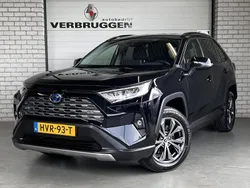 Zwart Gebruikt 2024 Toyota RAV4 Hybrid Team SUV | € 43.495 (Goede deal)