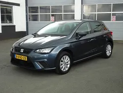 Grijs Gebruikt 2022 Seat Ibiza Business Hatchback | € 16.450 (Eerlijke prijs)