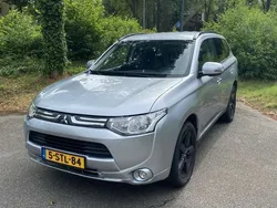 Grijs Gebruikt 2013 Mitsubishi Outlander Intense SUV | € 6.800 (Eerlijke prijs)