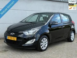Zwart Gebruikt 2014 Hyundai i20 Hatchback | € 4.440 (Eerlijke prijs)
