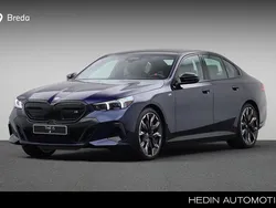 Blauw Gebruikt 2025 BMW i5 M Sport Sedan | € 89.880