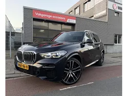 Zwart Gebruikt 2022 BMW X5 M Sport SUV | € 68.750 (Goede deal)